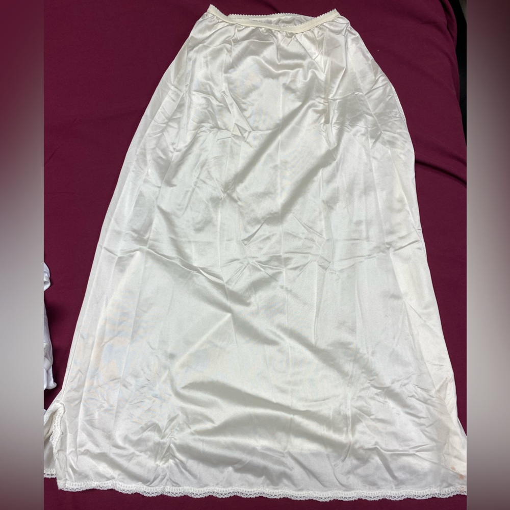 Womens White Satin Slip